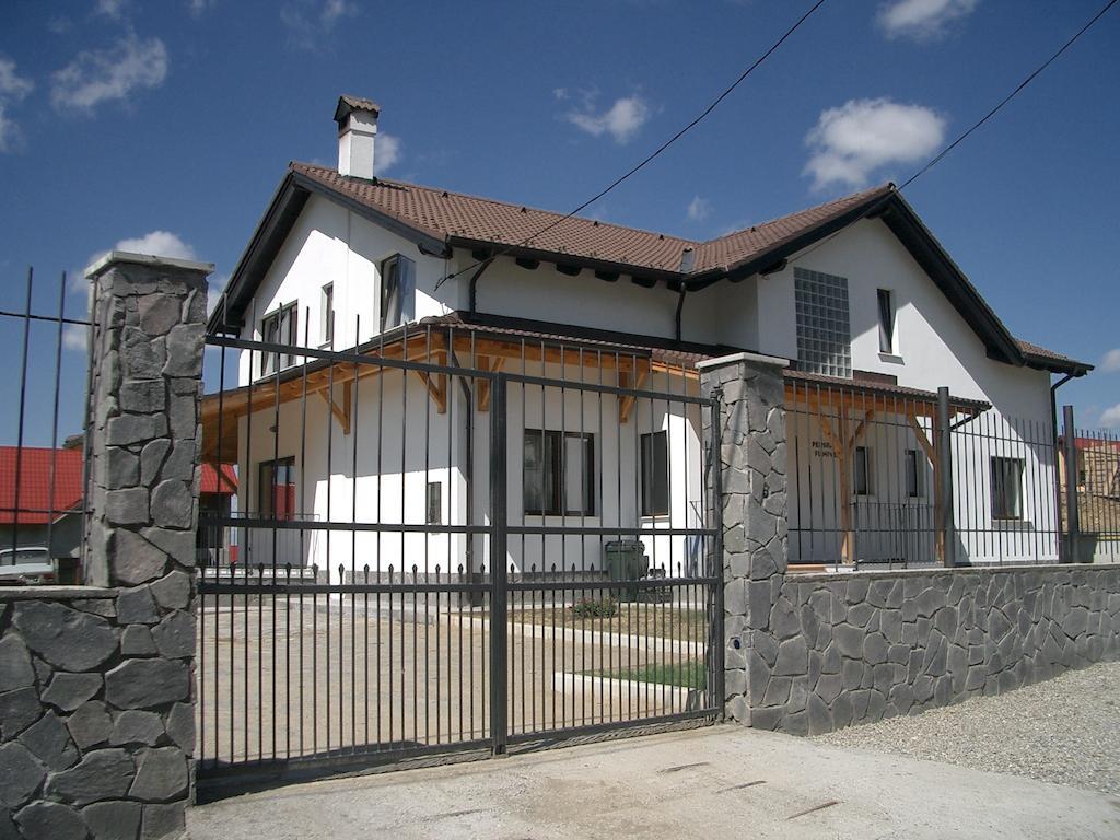 Pensiunea Funivia Săcele Δωμάτιο φωτογραφία